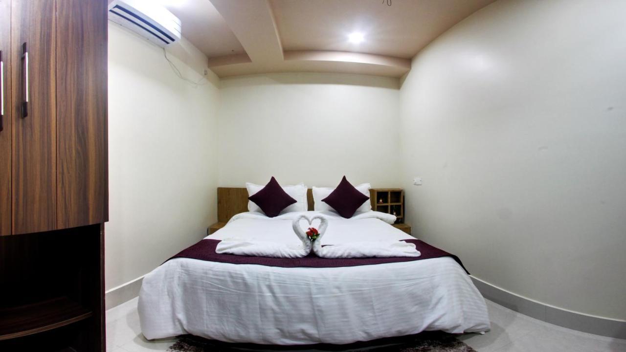 מלון גווהטי Bharalu Residency מראה חיצוני תמונה