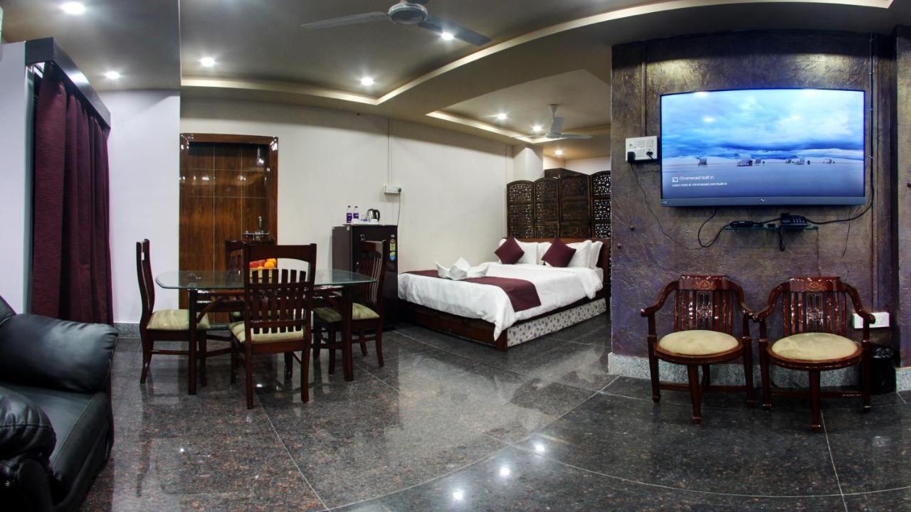 מלון גווהטי Bharalu Residency מראה חיצוני תמונה